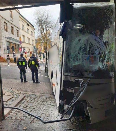 Awaria hamulca ręcznego w autobusie w Śródmieściu