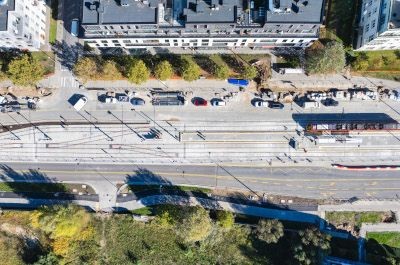 Ułatwienia drogowe dla kierowców na trasie tramwaju do Wilanowa